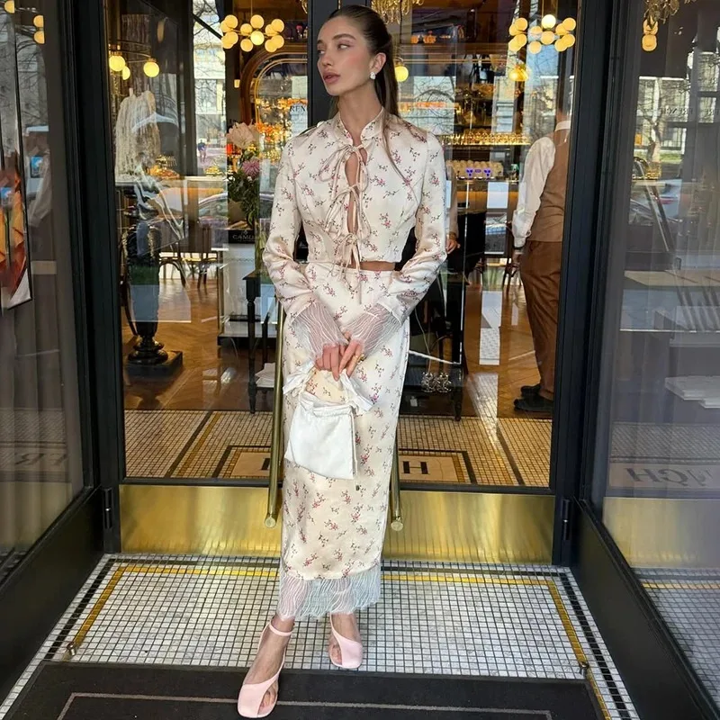 Typhaland Lace Floral Printing Skirt 2 Piece Sets Women's Lace-Up Long Sleeves Cardigan Top Slim Long Skirt Female Suits Autumn
Typhaland Lace Floral Printing Skirt 2 Piece Sets Women's Lace-Up Long Sleeves Cardigan Top Slim Long Skirt Female Suits Autumn