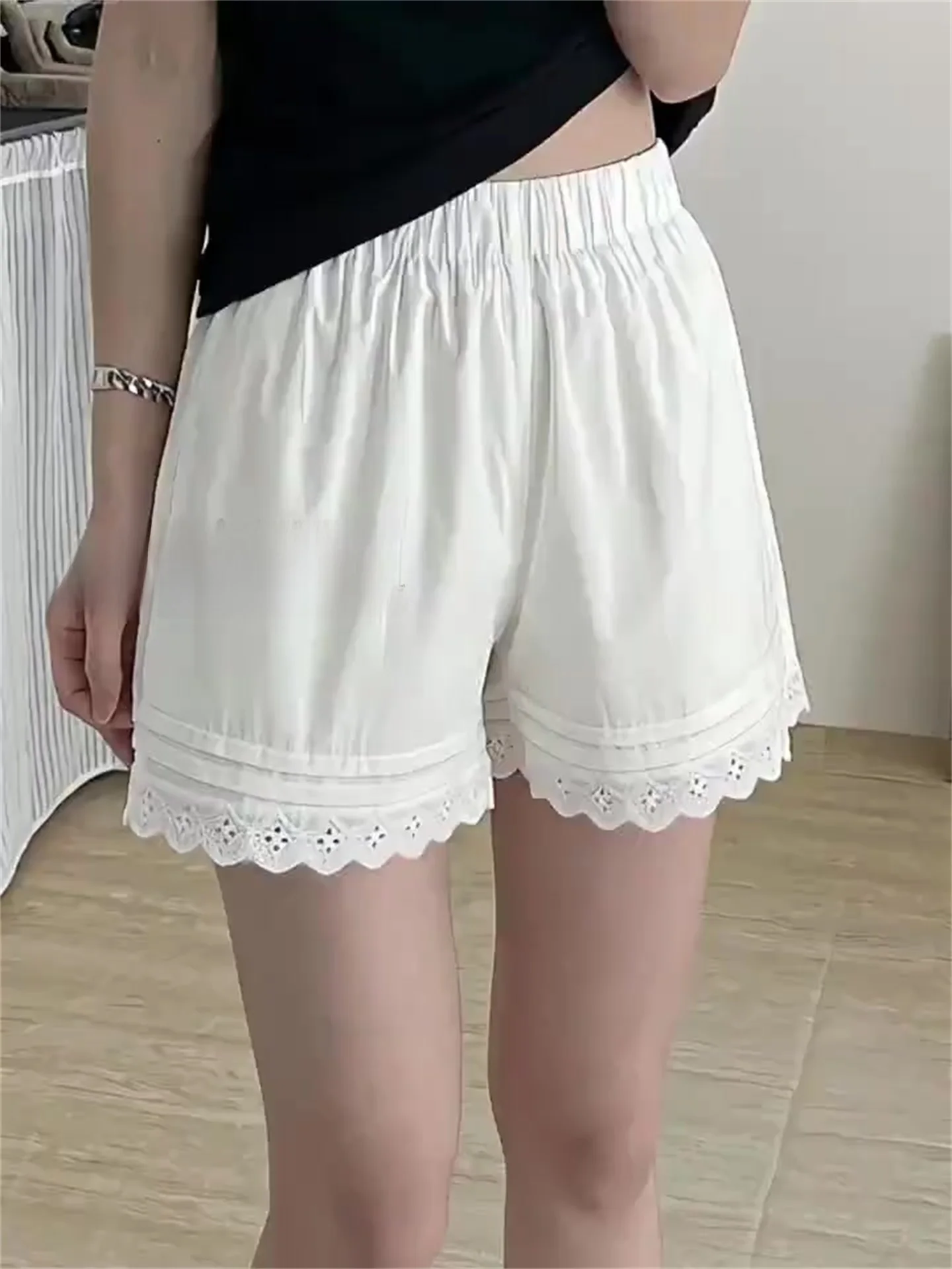 High Waist Lace Trim Sports Shorts Women's Summer New Style Korean Style Casual Pants Wide Leg Straight Cut Elastic Waist
High Waist Lace Trim Sports Shorts Women's Summer New Style Korean Style Casual Pants Wide Leg Straight Cut Elastic Waist