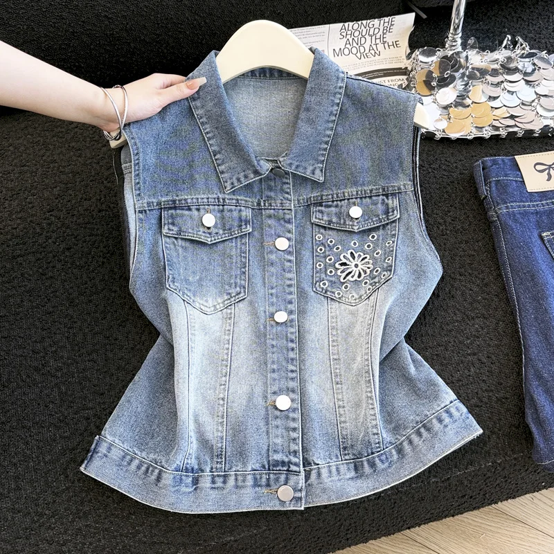 Summer High-End plus Size Women's Denim Vest Hollow out Shoulder Top Outerwear Loose Fit Commute Style Fashion Outerwear
Summer High-End plus Size Women's Denim Vest Hollow out Shoulder Top Outerwear Loose Fit Commute Style Fashion Outerwear