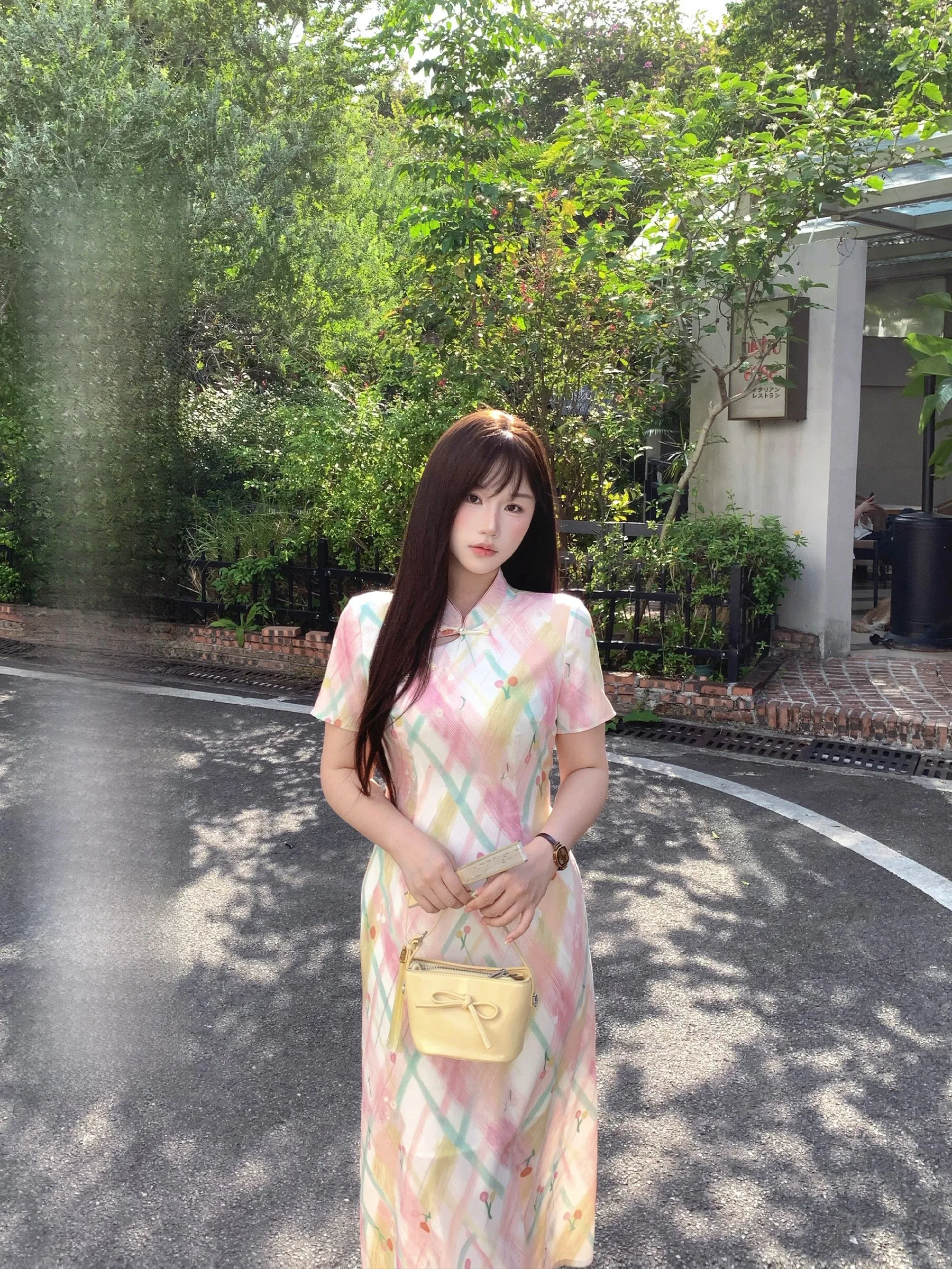 Elegant Short Sleeve Dress Half Moon Fish Beautiful New Chinese Style Floral Pattern Soft Polyester Fiber Casual Wear
Elegant Short Sleeve Dress Half Moon Fish Beautiful New Chinese Style Floral Pattern Soft Polyester Fiber Casual Wear