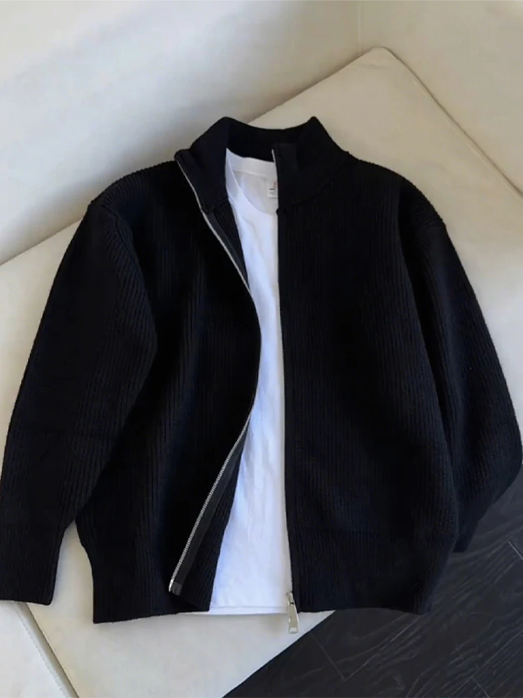 Bla American Retro f Высокий воротник Открытый кардиган Свитер Мужской повседневный дизайн с двойной молнией Cleanfit Осенняя верхняя одежда
Bla American Retro f Высокий воротник Открытый кардиган Свитер Мужской повседневный дизайн с двойной молнией Cleanfit Осенняя верхняя одежда