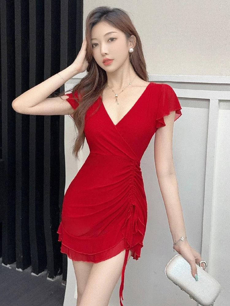 Sexy Low Cut V Neck Rope Dress Net High Waist Elegant Slim Irregular Slimming Color Short Skirt Women's Fashion Dress
Sexy Low Cut V Neck Rope Dress Net High Waist Elegant Slim Irregular Slimming Color Short Skirt Women's Fashion Dress