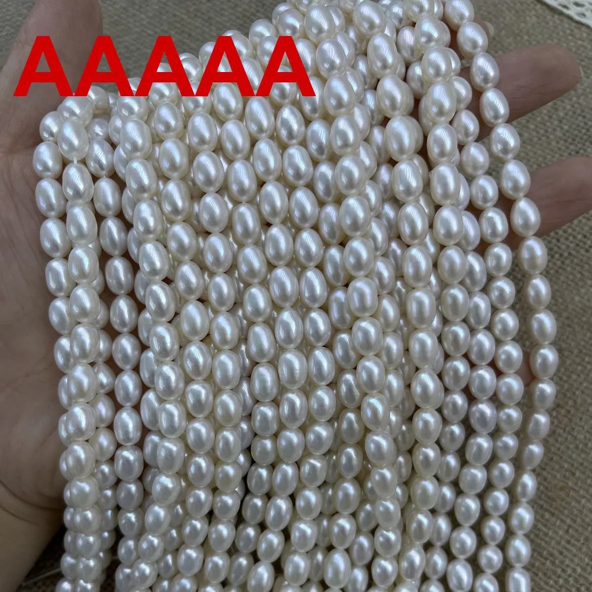 AAAAA 6-7mm High Quality Flawless Rice Shape Natural Freshwater Pearls Beads for Jewelry Making DIY Necklace Bracelet Accessory
AAAAA 6-7mm High Quality Flawless Rice Shape Natural Freshwater Pearls Beads for Jewelry Making DIY Necklace Bracelet Accessory