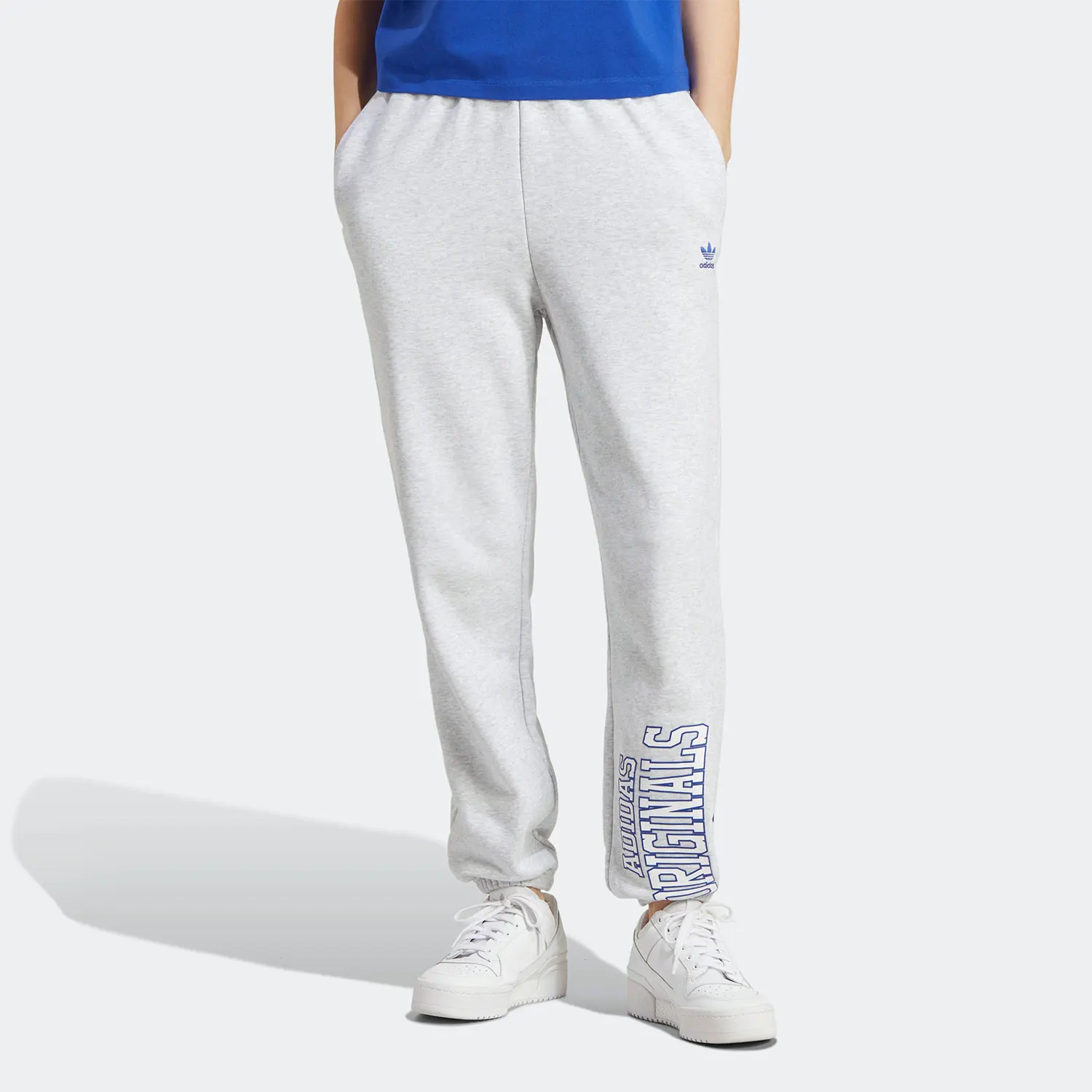 Оригинальные женские повседневные спортивные зауженные брюки Adidas IC6036
Оригинальные женские повседневные спортивные зауженные брюки Adidas IC6036