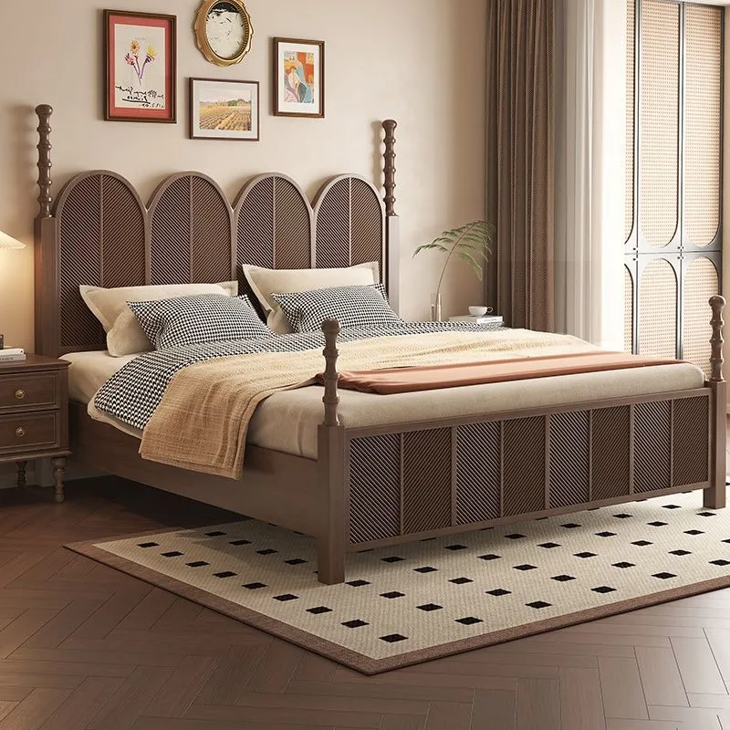 Solid wood bed master bedroom double bed light French retro carved wedding bed
Solid wood bed master bedroom double bed light French retro carved wedding bed