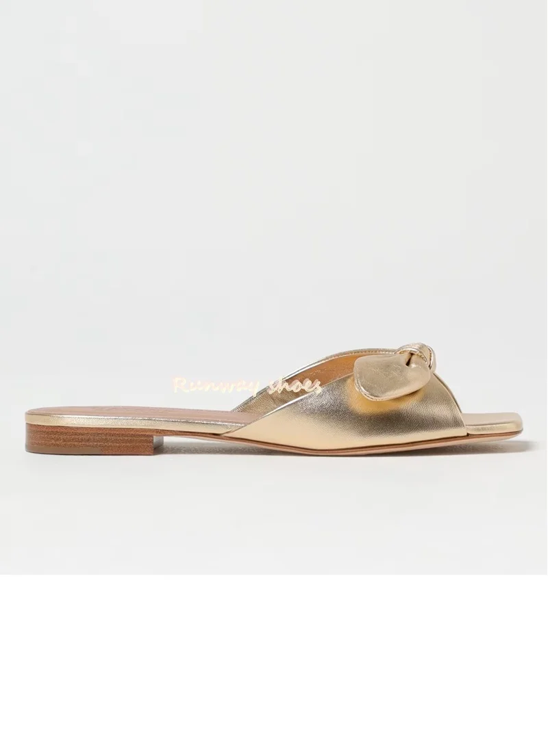 Gold Elegant Style Leaf Decoration Slip-on Women's Slippers Square-Headed With Exposed Toes Flat Summer Luxury Women's Shoes
Gold Elegant Style Leaf Decoration Slip-on Women's Slippers Square-Headed With Exposed Toes Flat Summer Luxury Women's Shoes