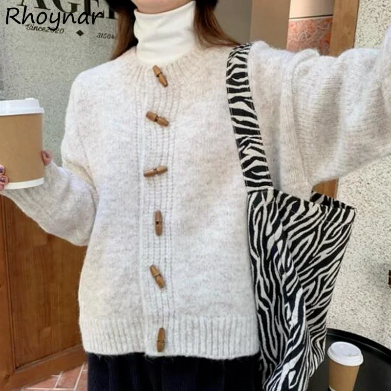 Кардиган женский элегантный модный однотонный повседневный с круглым вырезом минималистичный однобортный студенческий женский свитер популярный дизайн Kawaii Girls
Кардиган женский элегантный модный однотонный повседневный с круглым вырезом минималистичный однобортный студенческий женский свитер популярный дизайн Kawaii Girls