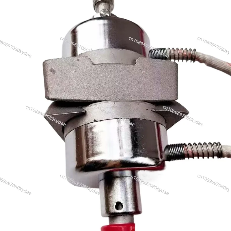 220V Automatic Temperature Control Tire Repair Machine Car Inner Tire Vulcanizing Repair Equipment for Auto Workshop
220V Automatic Temperature Control Tire Repair Machine Car Inner Tire Vulcanizing Repair Equipment for Auto Workshop