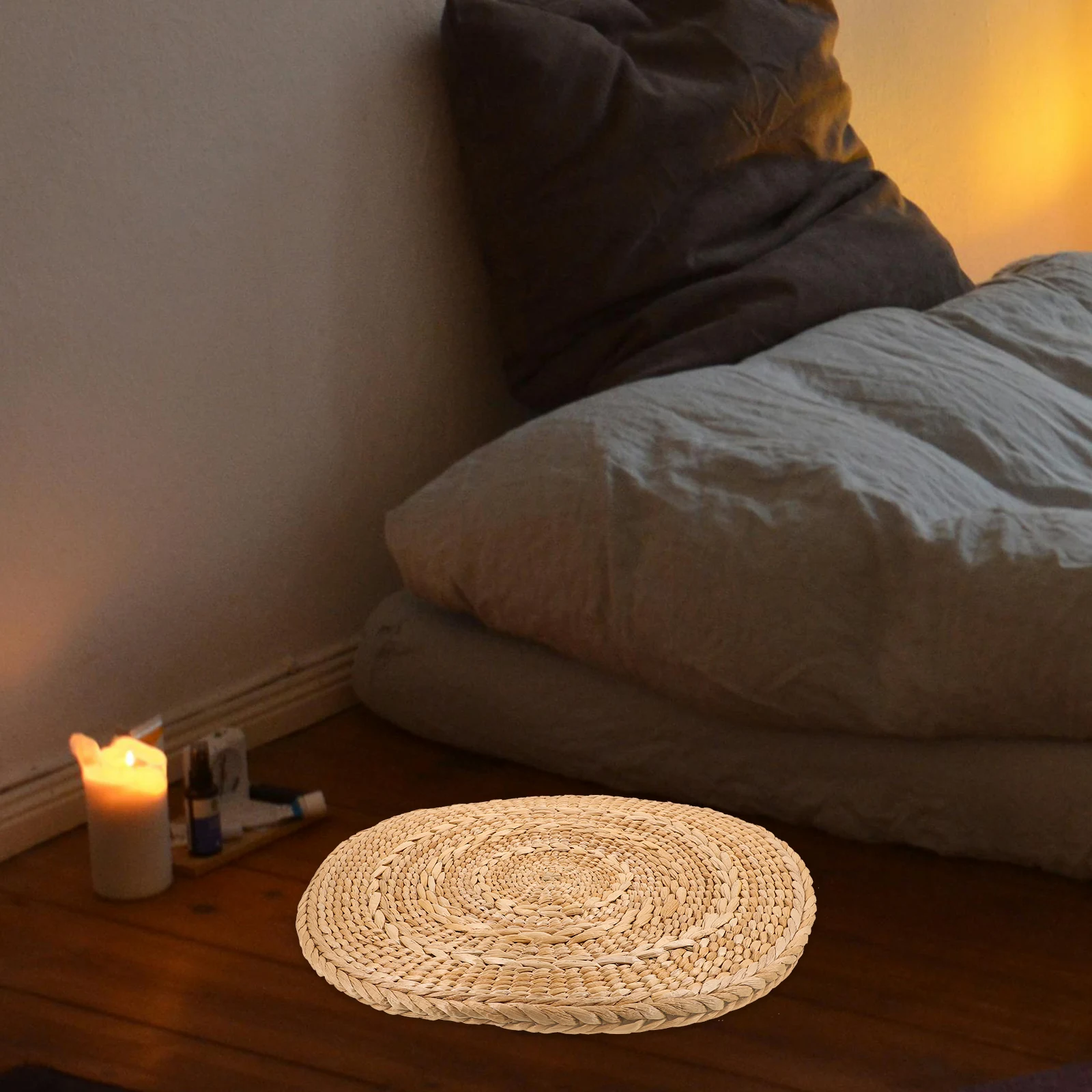 Japanese Style Woven Straw Round Mat For Home Bedroom Yoga Seat Pillow Indoor Sitting Pad Tatami Woven Floor Mat
Japanese Style Woven Straw Round Mat For Home Bedroom Yoga Seat Pillow Indoor Sitting Pad Tatami Woven Floor Mat