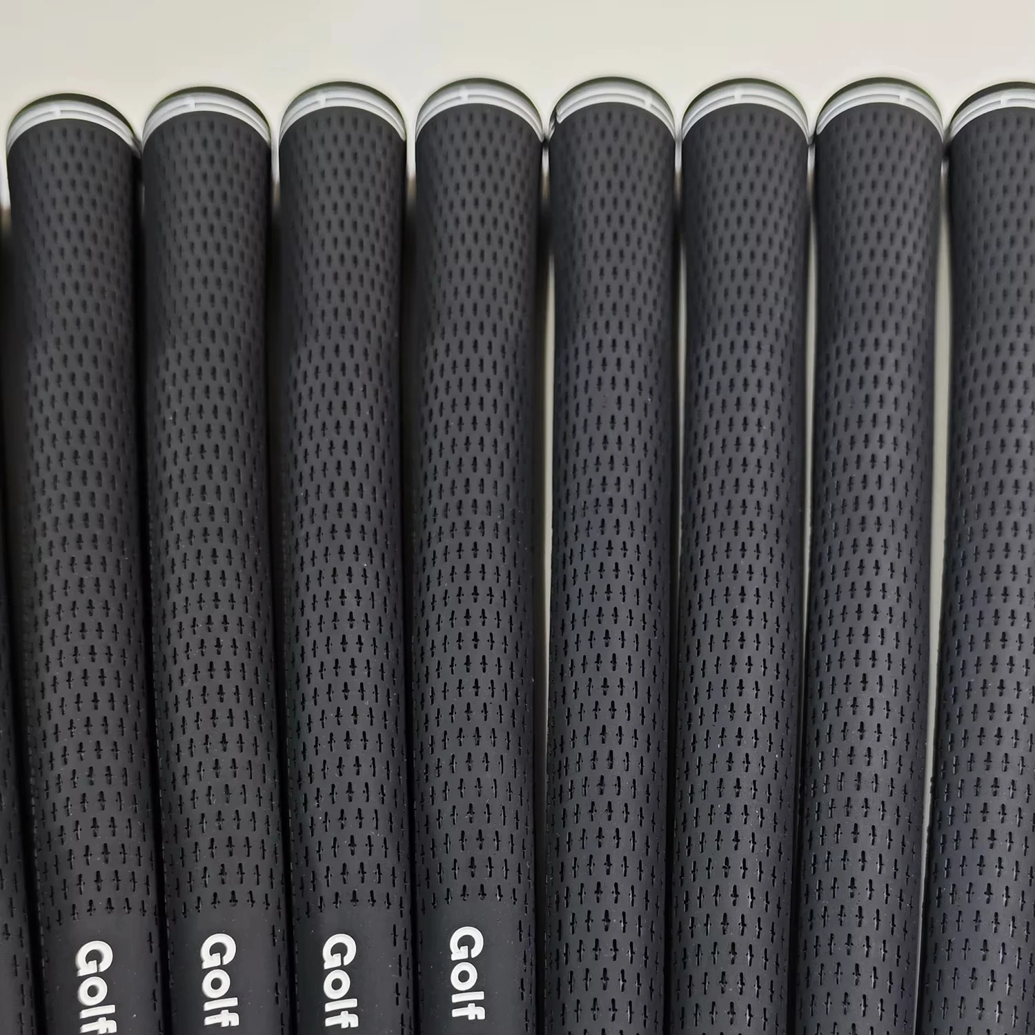 New 13Pcs GP Tour VELVE Golf Grip Jumbo Rubber Golf Club Grips Standard/Midsize/golf grip Anti-Slip;13Pcs Tour VELVE Golf Grip.
New 13Pcs GP Tour VELVE Golf Grip Jumbo Rubber Golf Club Grips Standard/Midsize/golf grip Anti-Slip;13Pcs Tour VELVE Golf Grip.