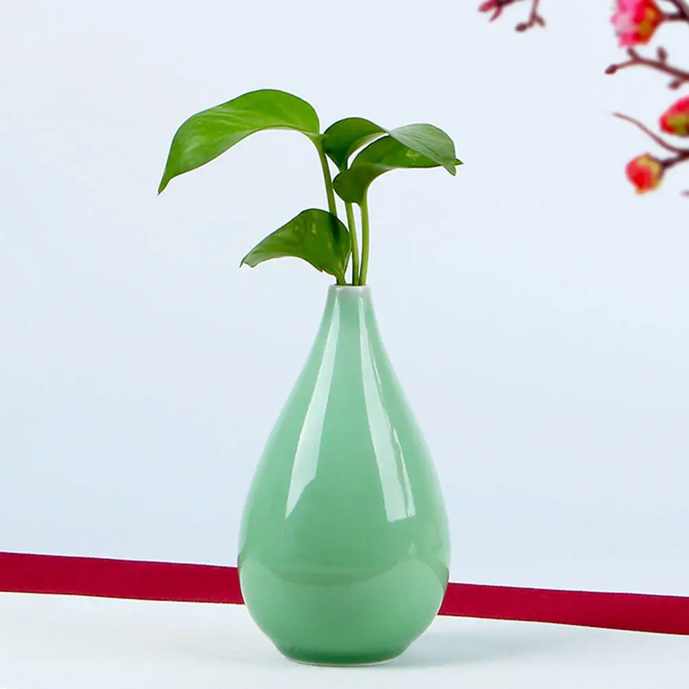 1Pcs Ceramic Flower Vase Narrow Opening Simple Style for Dried Flowers Home Office Balcony Decoration Nordic Style Floral
1Pcs Ceramic Flower Vase Narrow Opening Simple Style for Dried Flowers Home Office Balcony Decoration Nordic Style Floral