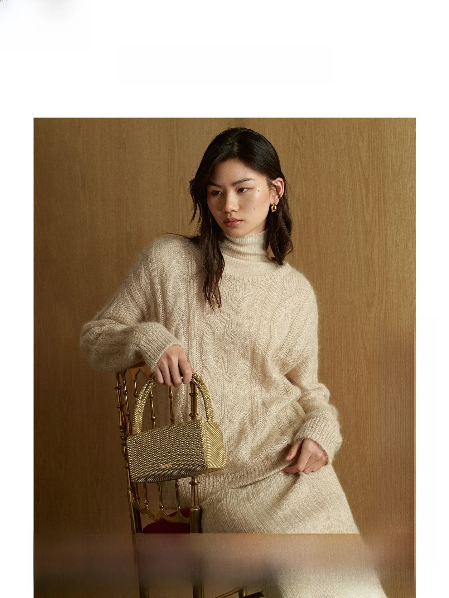 Свободный вязаный свитер с узором «Мотиб-бисер» и цветами хризантемы от ZhiZhi, новинка весенней коллекции, повседневный стиль, женская вязаная одежда
Свободный вязаный свитер с узором «Мотиб-бисер» и цветами хризантемы от ZhiZhi, новинка весенней коллекции, повседневный стиль, женская вязаная одежда