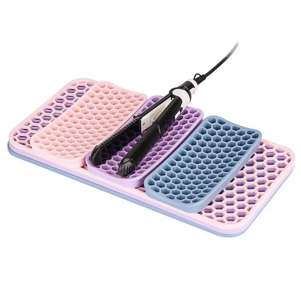 Professional Silicone Curling Iron Mat Durable Non-slip Heat Insulation Pad Anti-hot Portable Styling Tool Travel
Professional Silicone Curling Iron Mat Durable Non-slip Heat Insulation Pad Anti-hot Portable Styling Tool Travel