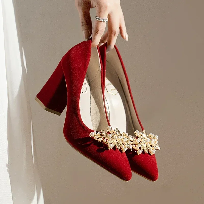 Spring/Summer/Autumn Wedding Shoes Women's Thick Heels 2025 New Bride Red Suede red high heels red shoes for women
Spring/Summer/Autumn Wedding Shoes Women's Thick Heels 2025 New Bride Red Suede red high heels red shoes for women