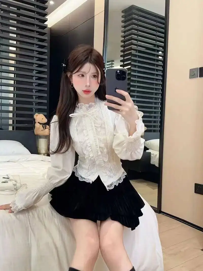 Horn Bubble Sleeve Women S Half High Collar Top Lace Bottom Shirt
Horn Bubble Sleeve Women S Half High Collar Top Lace Bottom Shirt