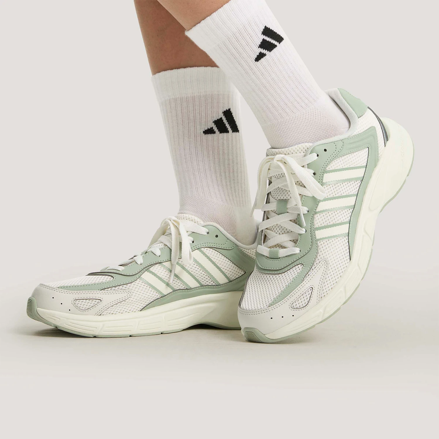 Adidas Authentic ECLYPTIX 2000 Men's Women's Mesh Breathable Running Shoes KH8215
Adidas Authentic ECLYPTIX 2000 Men's Women's Mesh Breathable Running Shoes KH8215