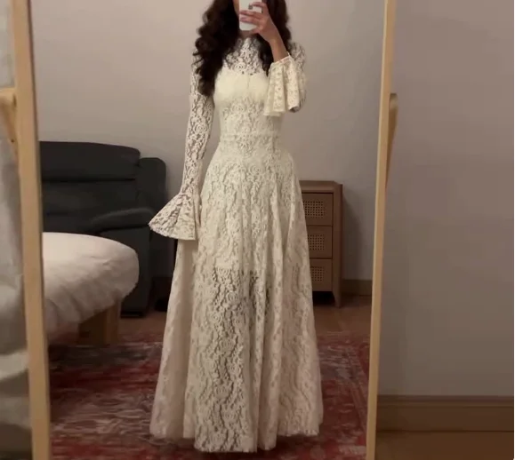 Women's Dress 2026 Spring Autumn New Solid Color French Flared Sleeve Lace Elegant Waist Cinching Temperament Long Dress
Women's Dress 2026 Spring Autumn New Solid Color French Flared Sleeve Lace Elegant Waist Cinching Temperament Long Dress