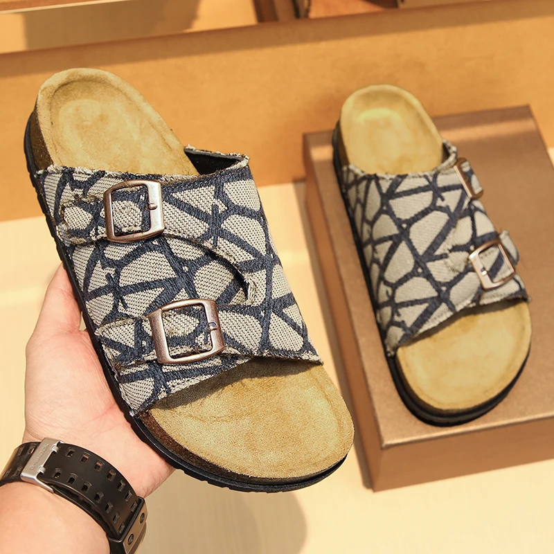 Versatile Men Flat Slide Slippers Stable Ground Grip Sole Minimalist Solid Tone Easy Match Shorts for Seaside Vacation Daily
Versatile Men Flat Slide Slippers Stable Ground Grip Sole Minimalist Solid Tone Easy Match Shorts for Seaside Vacation Daily