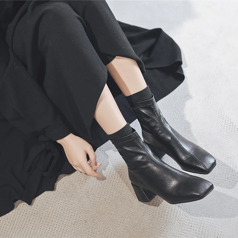 Women's Shoes Designer Rear Zipper Elastic Boots New Round Toe Knight Boots Women Brand Thick Heel Fashion Boots Zapatos Mujer
Women's Shoes Designer Rear Zipper Elastic Boots New Round Toe Knight Boots Women Brand Thick Heel Fashion Boots Zapatos Mujer