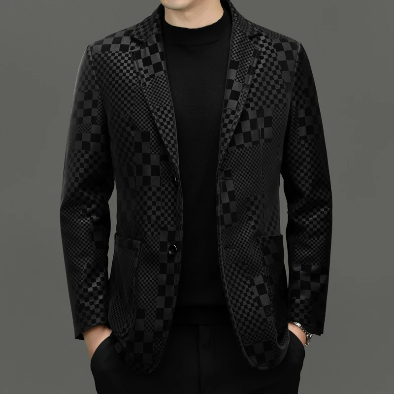 Мужские пиджаки из овечьей кожи, гладкие, роскошные, приталенного кроя, осенние, высококачественные, мягкие, удобные, в стиле смарт-кэжуал.
Мужские пиджаки из овечьей кожи, гладкие, роскошные, приталенного кроя, осенние, высококачественные, мягкие, удобные, в стиле смарт-кэжуал.