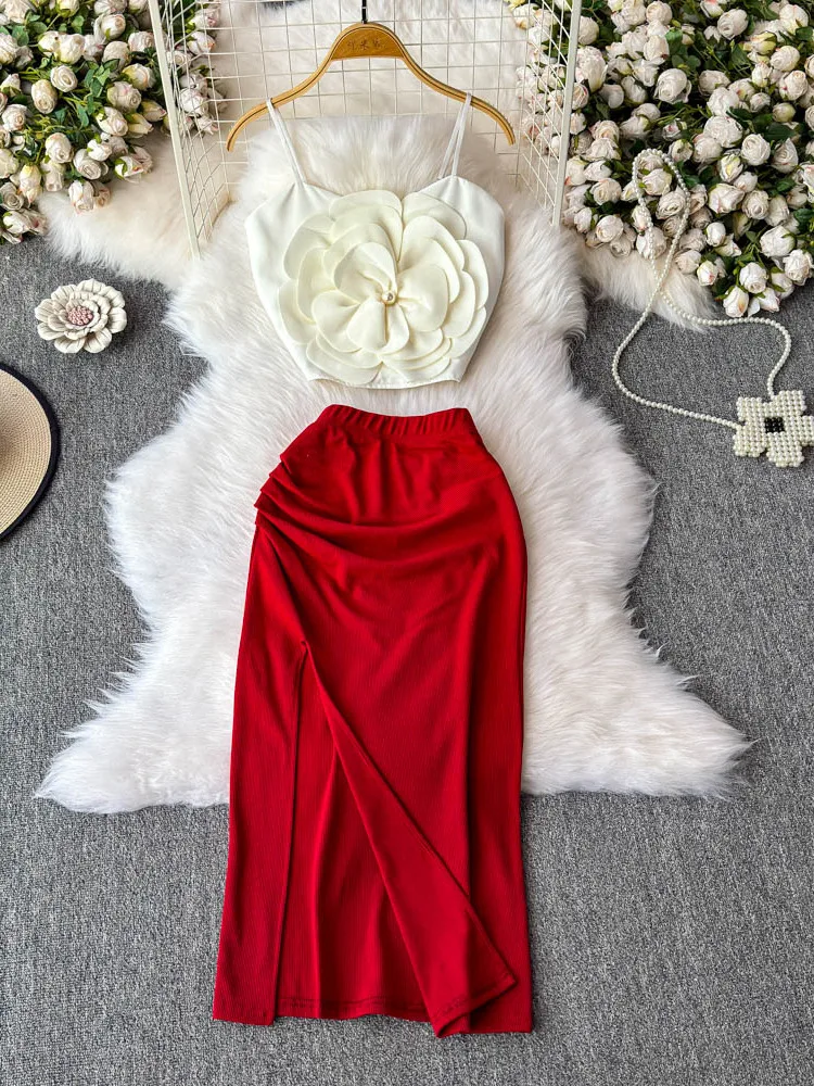 French style design three-dimensional flower camisole vest half skirt two-piece setwomen's summer sweet and spicy girl set
French style design three-dimensional flower camisole vest half skirt two-piece setwomen's summer sweet and spicy girl set