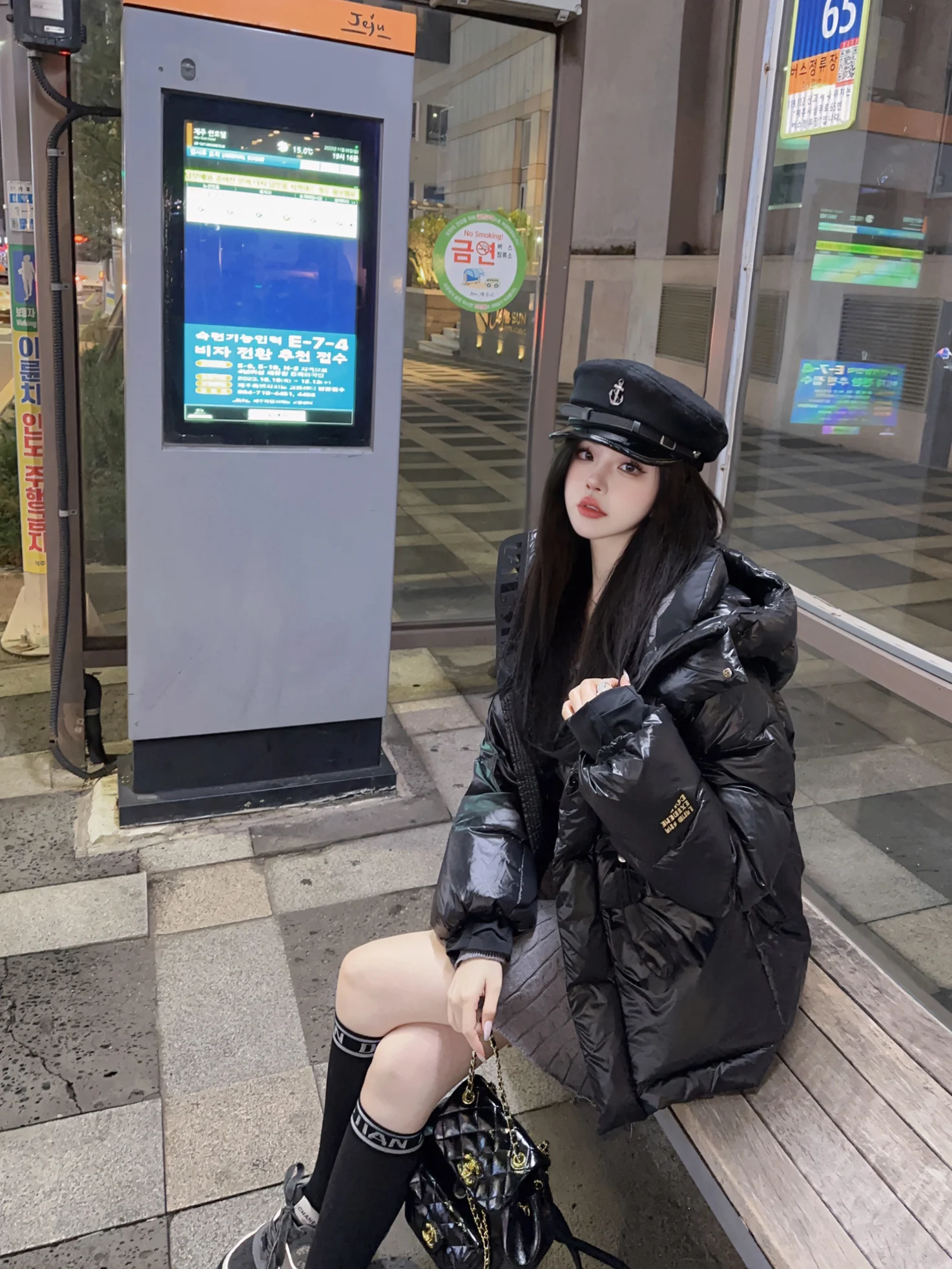 Eva Thiened Bla Gold Goose down Jaet Women's Coat with Waist-Cinching Hooded Warm And Slimming Winter Outerwear
Eva Thiened Bla Gold Goose down Jaet Women's Coat with Waist-Cinching Hooded Warm And Slimming Winter Outerwear