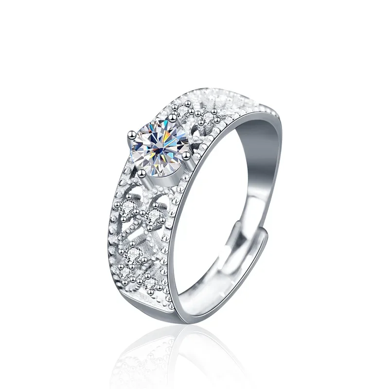New moissanite 18K gold opening ring Moissanite PT950 adjustable women's couple gift
New moissanite 18K gold opening ring Moissanite PT950 adjustable women's couple gift