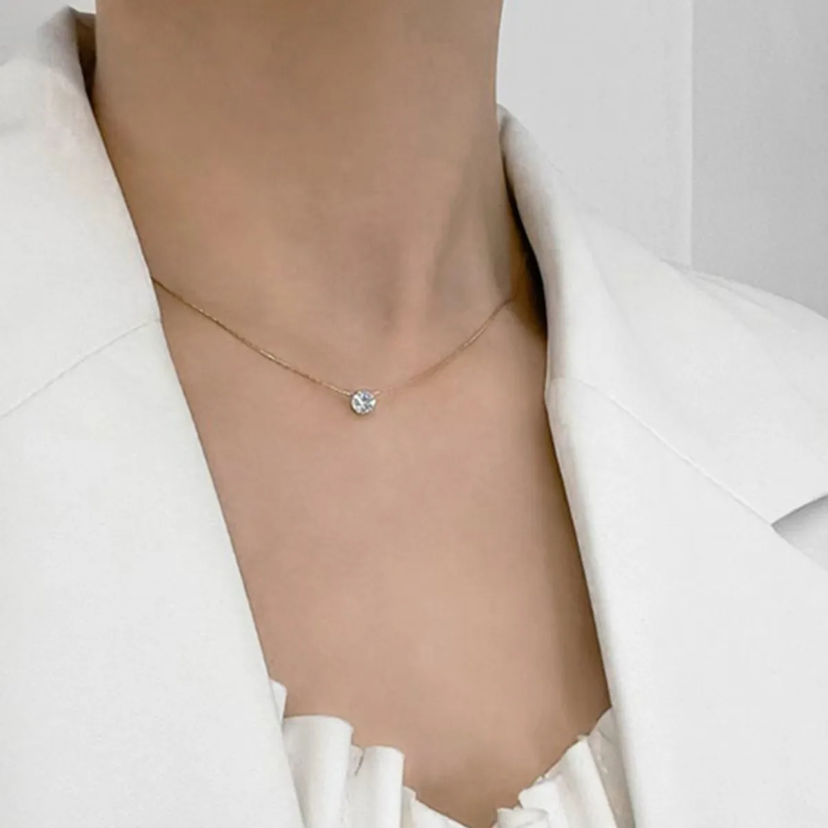 Stainless Steel Gold Plated Dainty Minimalist Zircon Tarnish Chain Round Clear Cz Stone Necklace for Women Jewelry
Stainless Steel Gold Plated Dainty Minimalist Zircon Tarnish Chain Round Clear Cz Stone Necklace for Women Jewelry