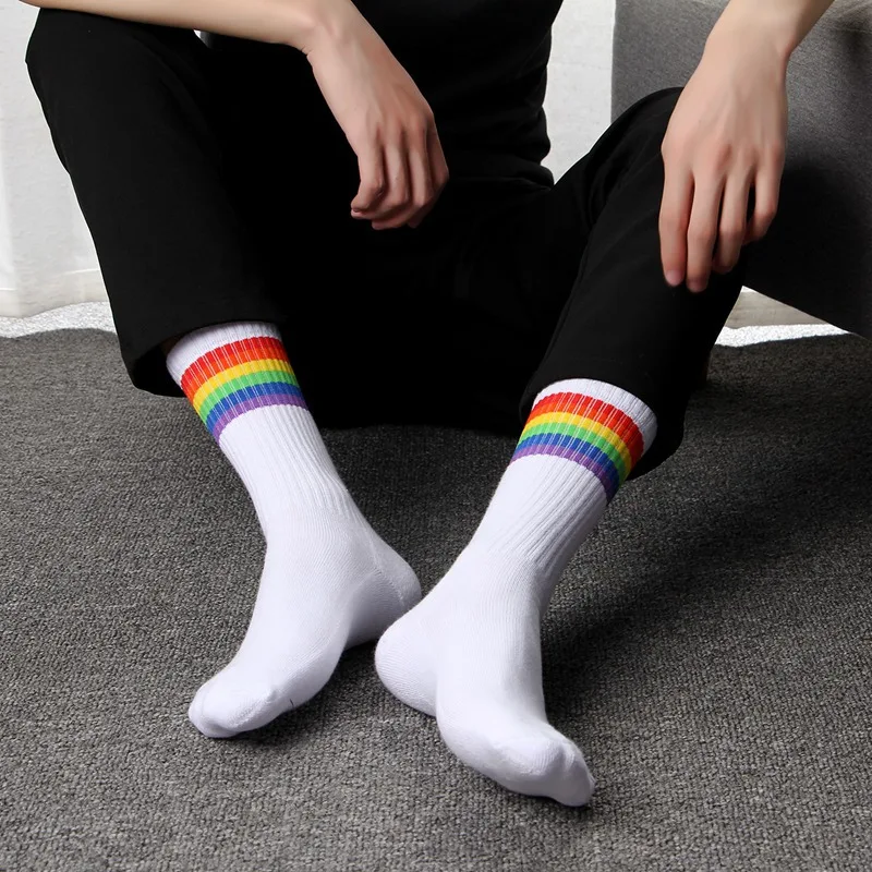 Rainbow Striped Mid-length Stockings with Thickened Towel Soles Black and White Sock Enthusiasts Trendy Simple Sporty
Rainbow Striped Mid-length Stockings with Thickened Towel Soles Black and White Sock Enthusiasts Trendy Simple Sporty