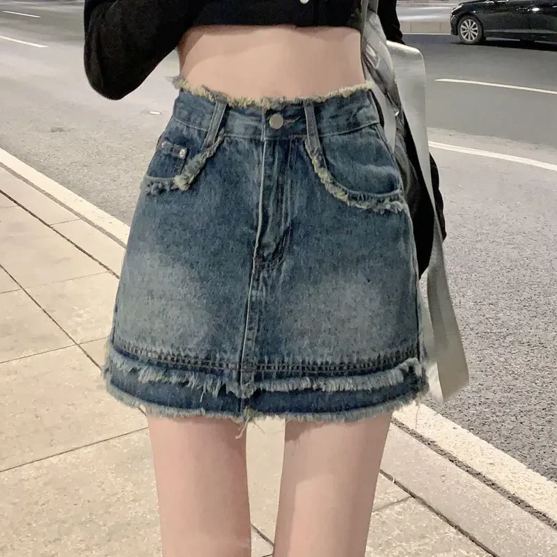 High Waist Rough Selvedge Half Body Denim Skirt, Ladies Summer New Retro Casual A-word Half Body Denim Package Hip Short Skirt
High Waist Rough Selvedge Half Body Denim Skirt, Ladies Summer New Retro Casual A-word Half Body Denim Package Hip Short Skirt