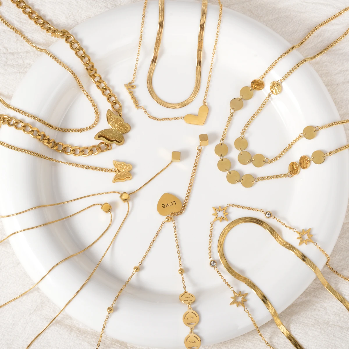 Fashion Gold Plated Layered Necklace Trendy Thin Chain Pendant Dainty Stackable Jewelry Gift for Women Birthday Valentine
Fashion Gold Plated Layered Necklace Trendy Thin Chain Pendant Dainty Stackable Jewelry Gift for Women Birthday Valentine