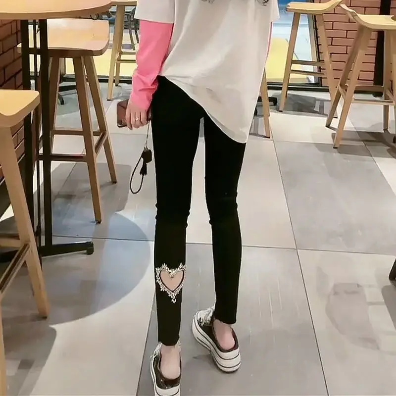 Women's Fashion Jeans 2024 Elastic Waist Jeans Female High Waist Classic Pants Denim Trousers Wide Leg Pants Trend Femme G75
Women's Fashion Jeans 2024 Elastic Waist Jeans Female High Waist Classic Pants Denim Trousers Wide Leg Pants Trend Femme G75