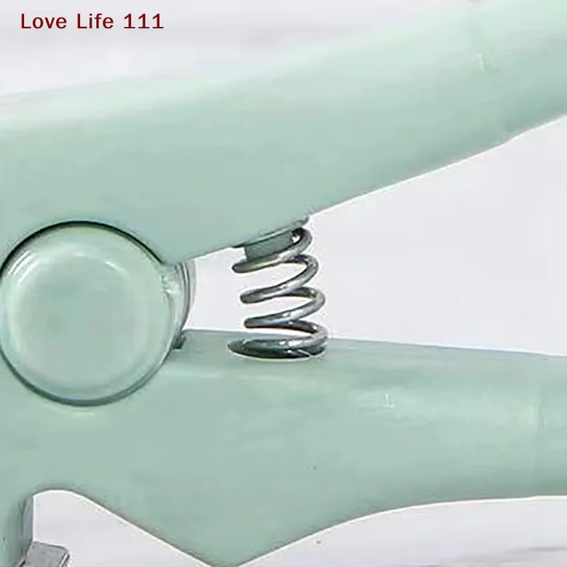 1Pc Oyster Shell Opener Multifunctional Blood Clam Clip Shellfish Clamps Opener For Clam Seafood Opening Portable Bottle Opener
1Pc Oyster Shell Opener Multifunctional Blood Clam Clip Shellfish Clamps Opener For Clam Seafood Opening Portable Bottle Opener