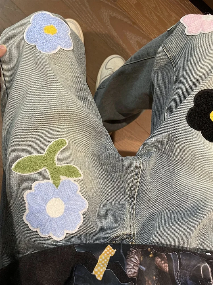Couple's Embroidered Denim Jeans Straight Leg Loose Fit Casual Wear Summer Trendy Design Water Waed Long Pants for Teens
Couple's Embroidered Denim Jeans Straight Leg Loose Fit Casual Wear Summer Trendy Design Water Waed Long Pants for Teens