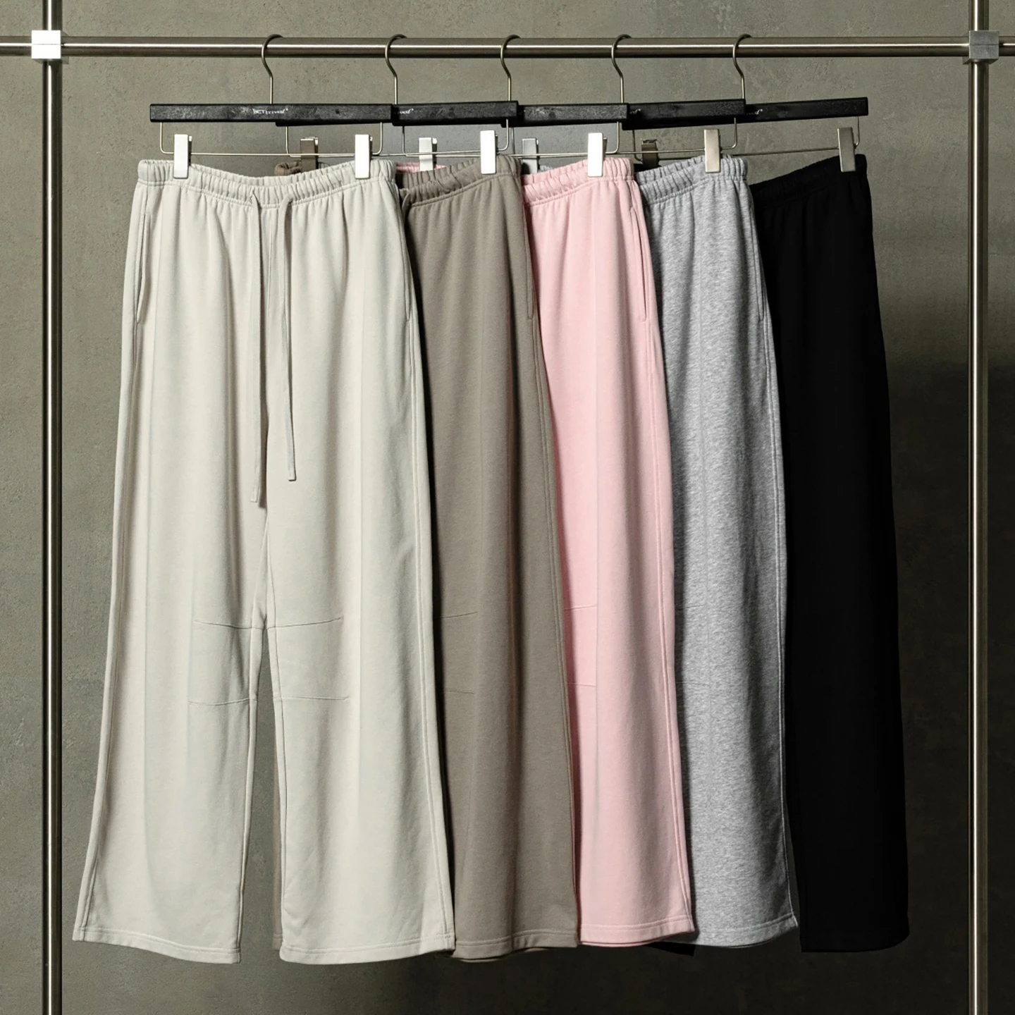 American Street Style Men's Loose Straight Casual Long Pants Draping Knife Pants Vintage Sporty Pure Color Trendy
American Street Style Men's Loose Straight Casual Long Pants Draping Knife Pants Vintage Sporty Pure Color Trendy
