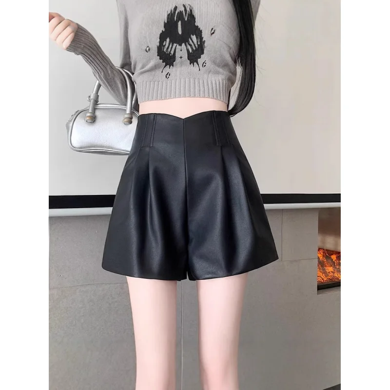 BlackpuWomen's Leather Pants for Autumn and Winter2024New High-Waisted Loose Slimming Wide-Leg Shorts for Petite Women
BlackpuWomen's Leather Pants for Autumn and Winter2024New High-Waisted Loose Slimming Wide-Leg Shorts for Petite Women