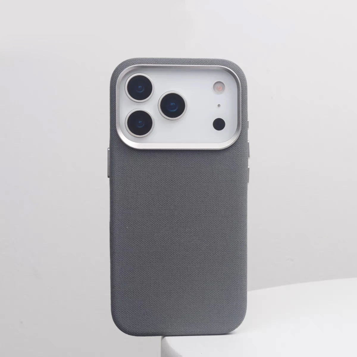 for Magsafe Luxury Nylon Technology Woven Phone Case for IPhone 17 16 Pro Max Wireless Charge AI Camera Button Magnetic Cover
for Magsafe Luxury Nylon Technology Woven Phone Case for IPhone 17 16 Pro Max Wireless Charge AI Camera Button Magnetic Cover