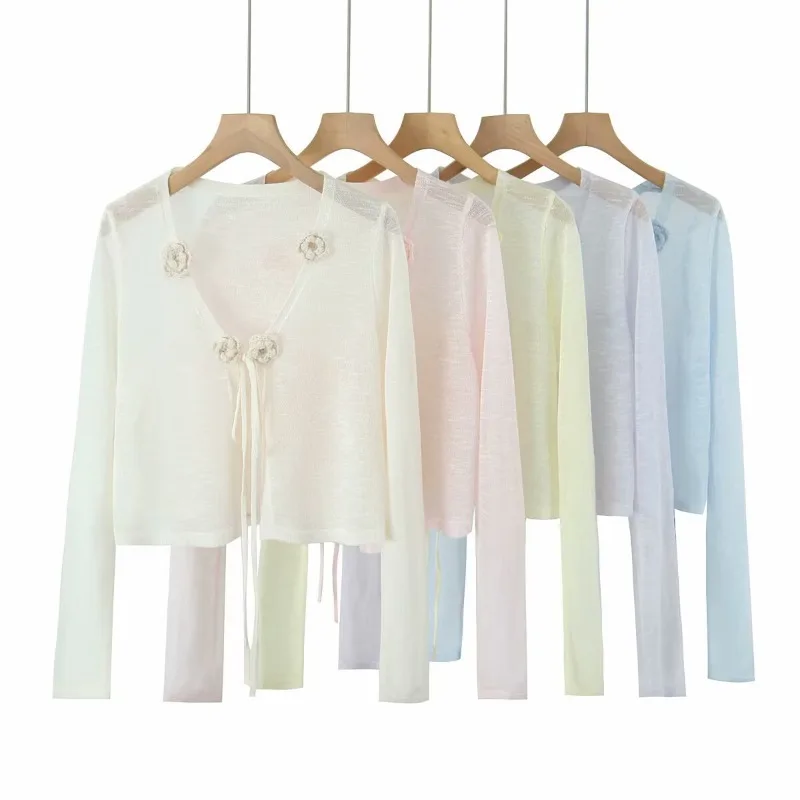 2025 New Sweet Flower Chic Ice Silk Short Sunscreen Cardigan Air Conditioning Shirt French Retro Knitted Sweater Comfortable
2025 New Sweet Flower Chic Ice Silk Short Sunscreen Cardigan Air Conditioning Shirt French Retro Knitted Sweater Comfortable