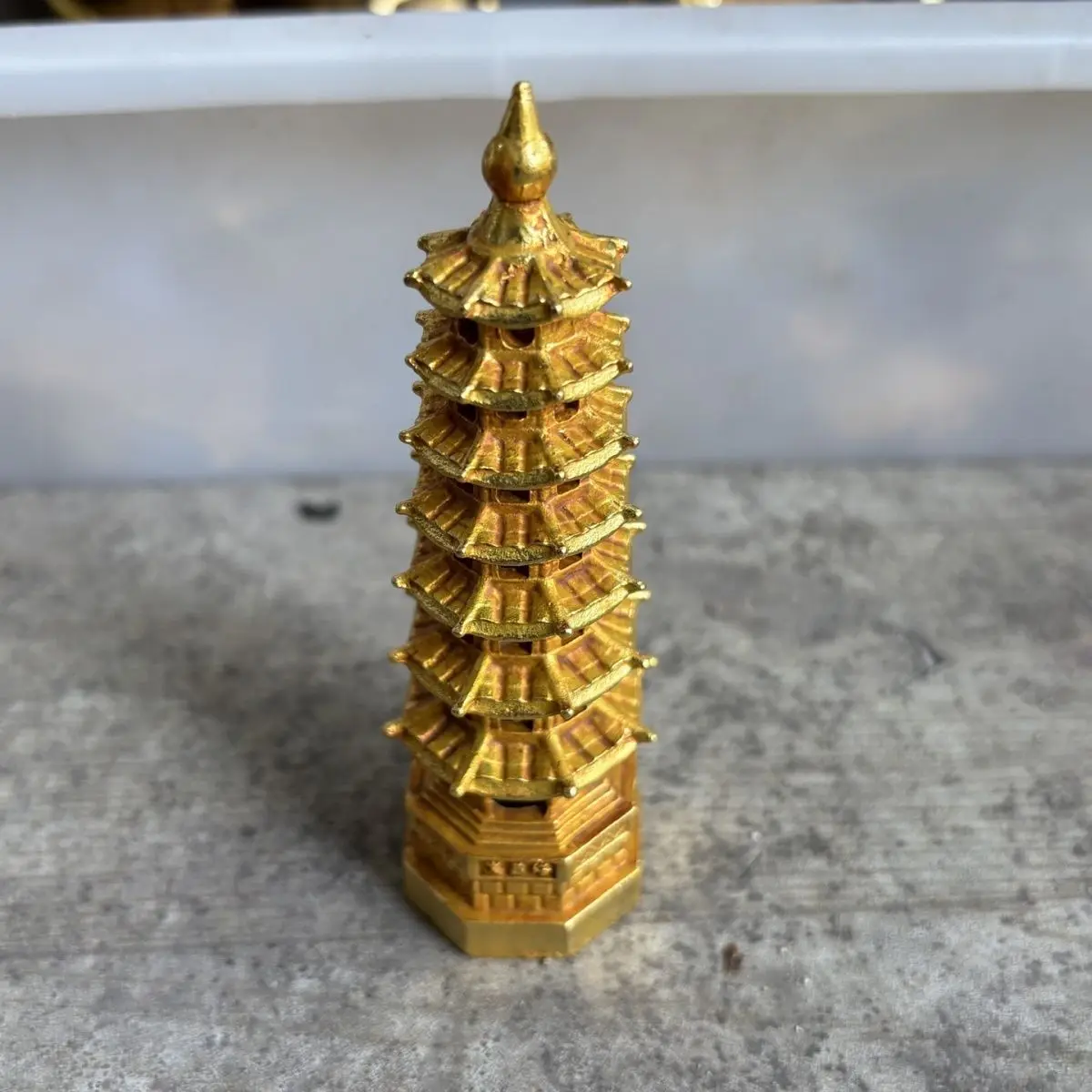 Medicine Buddha Pagoda Dharma Accessories Alloy Material Pagoda Torah Tianwang Pagoda Dharma Accessories Ornament
Medicine Buddha Pagoda Dharma Accessories Alloy Material Pagoda Torah Tianwang Pagoda Dharma Accessories Ornament