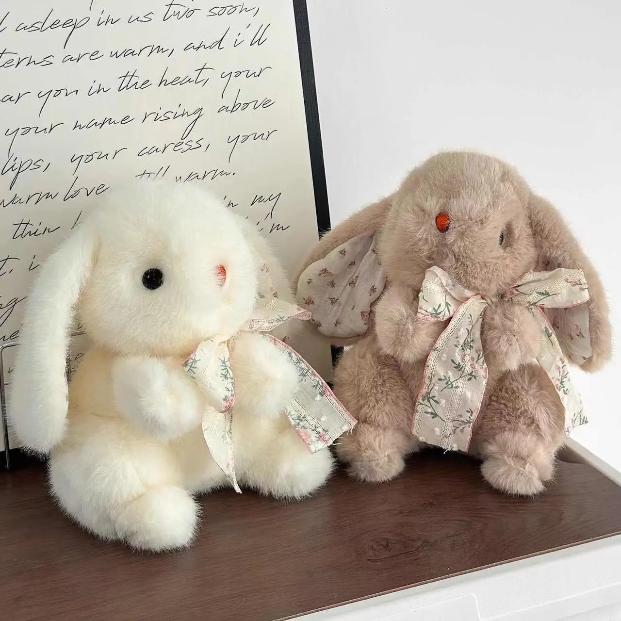 Cute Bow Tie Bunny Plush Toy, Floral Bunny Birthday Doll, 8-inch Claw Machine Doll, Girl's Gift
Cute Bow Tie Bunny Plush Toy, Floral Bunny Birthday Doll, 8-inch Claw Machine Doll, Girl's Gift