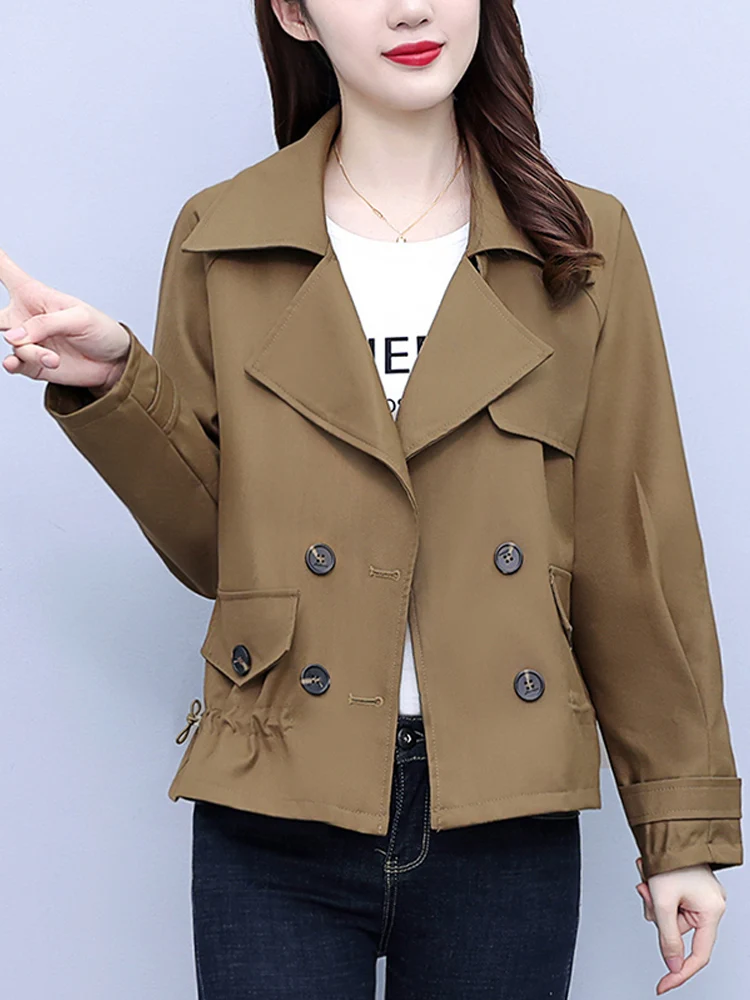 Повседневная женская ветровка в корейском стиле, двубортная, свободного кроя, из полиэстера, с длинными рукавами, однотонная.
Повседневная женская ветровка в корейском стиле, двубортная, свободного кроя, из полиэстера, с длинными рукавами, однотонная.