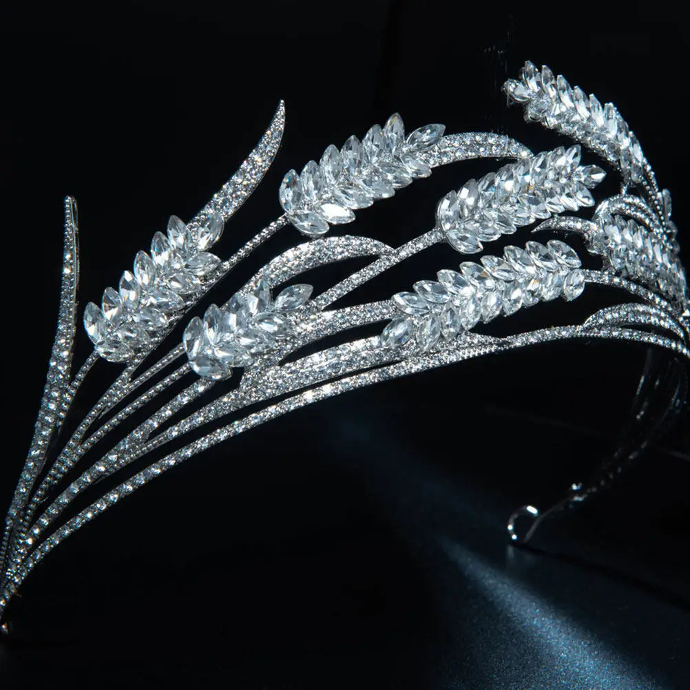 Rhinestone Crystal Crown Headpiece Bridal Wedding Headdress Elegant Hair Band for Brides Bridesmaids Prom Party Formal Events
Rhinestone Crystal Crown Headpiece Bridal Wedding Headdress Elegant Hair Band for Brides Bridesmaids Prom Party Formal Events