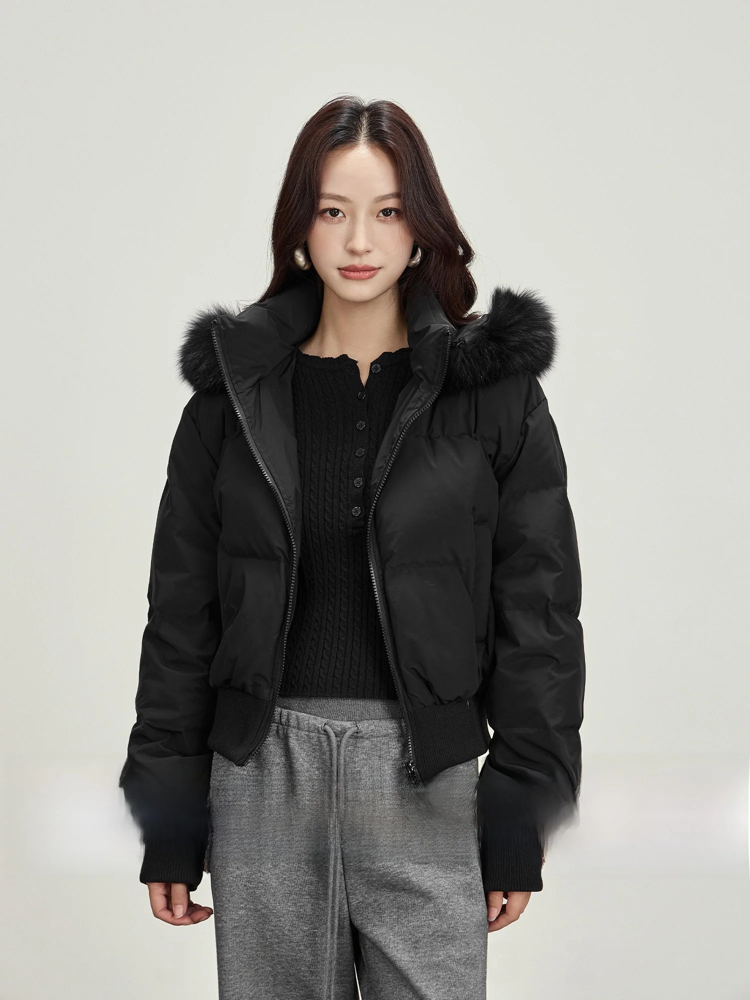 Thickened Black Fur Collar down Jacket Women's Winter Coat White Duck Feather Warm Hooded Short Style Simple Loose Fit Coat
Thickened Black Fur Collar down Jacket Women's Winter Coat White Duck Feather Warm Hooded Short Style Simple Loose Fit Coat