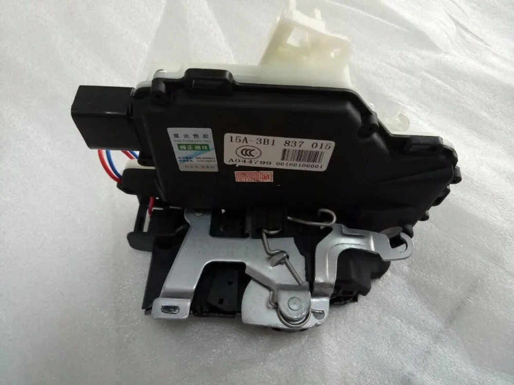 Front LEFT Door Lock Actuator Mechanism FOR VW PASSAT B5 BORA GOLF 4 MK4 Octavia Beetle 3B1837015A 3B1 837 015 A
Front LEFT Door Lock Actuator Mechanism FOR VW PASSAT B5 BORA GOLF 4 MK4 Octavia Beetle 3B1837015A 3B1 837 015 A