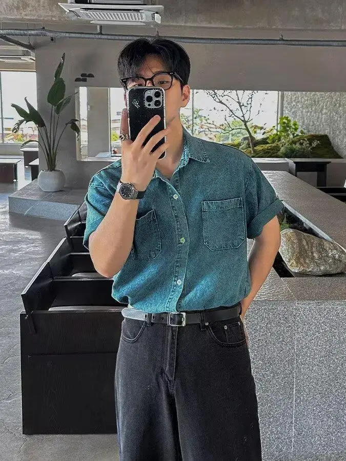 Summer Large Size 250 Pounds Retro Shirt Hong Kong Style Loose Small Audience Design Interest New Model Men's Upper Apparel
Summer Large Size 250 Pounds Retro Shirt Hong Kong Style Loose Small Audience Design Interest New Model Men's Upper Apparel
