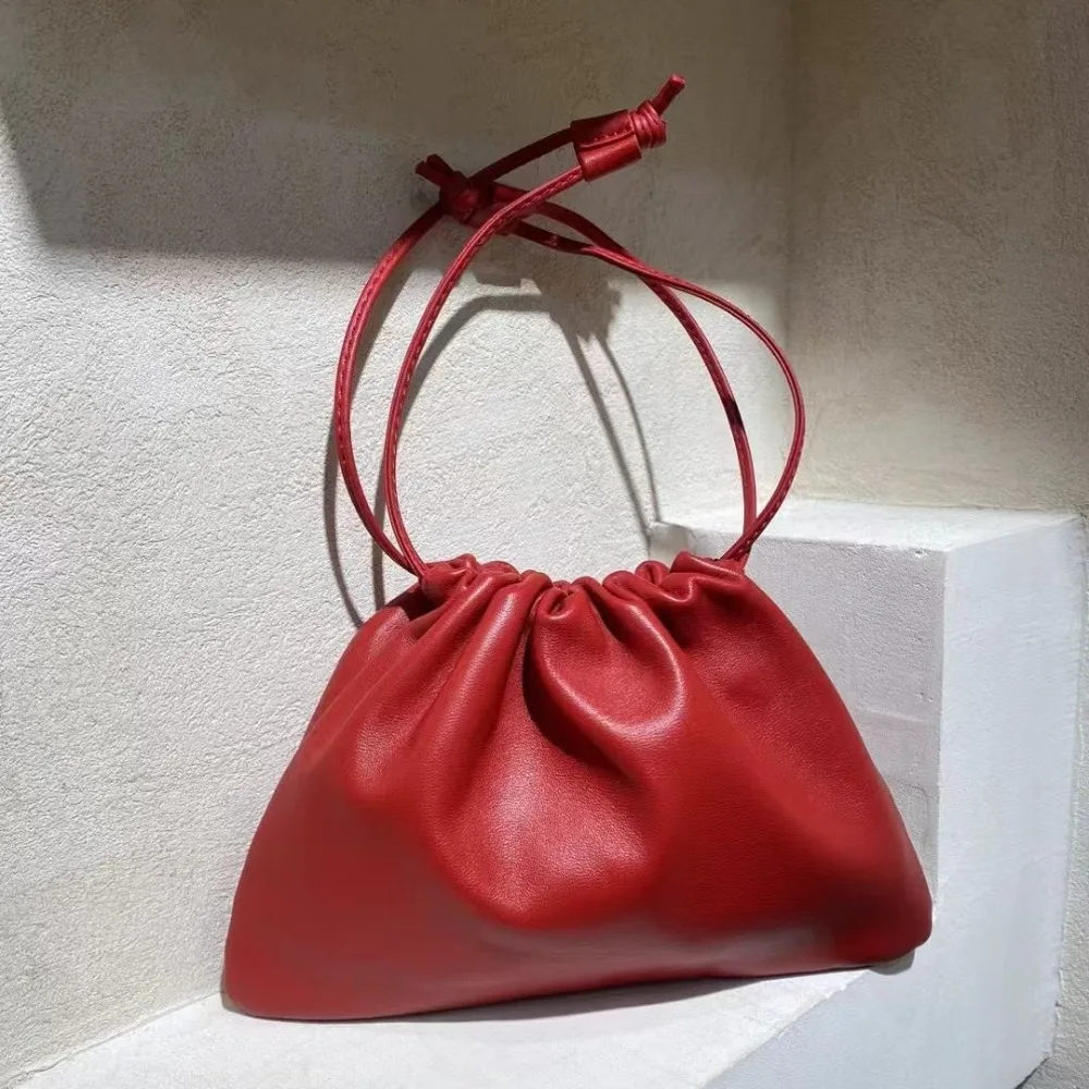 2025 Niche Design Drawstring Lucky Bag, High-end Handbag, Genuine Leather Women's Texture Unique Fashion Simple Casual Daily
2025 Niche Design Drawstring Lucky Bag, High-end Handbag, Genuine Leather Women's Texture Unique Fashion Simple Casual Daily
