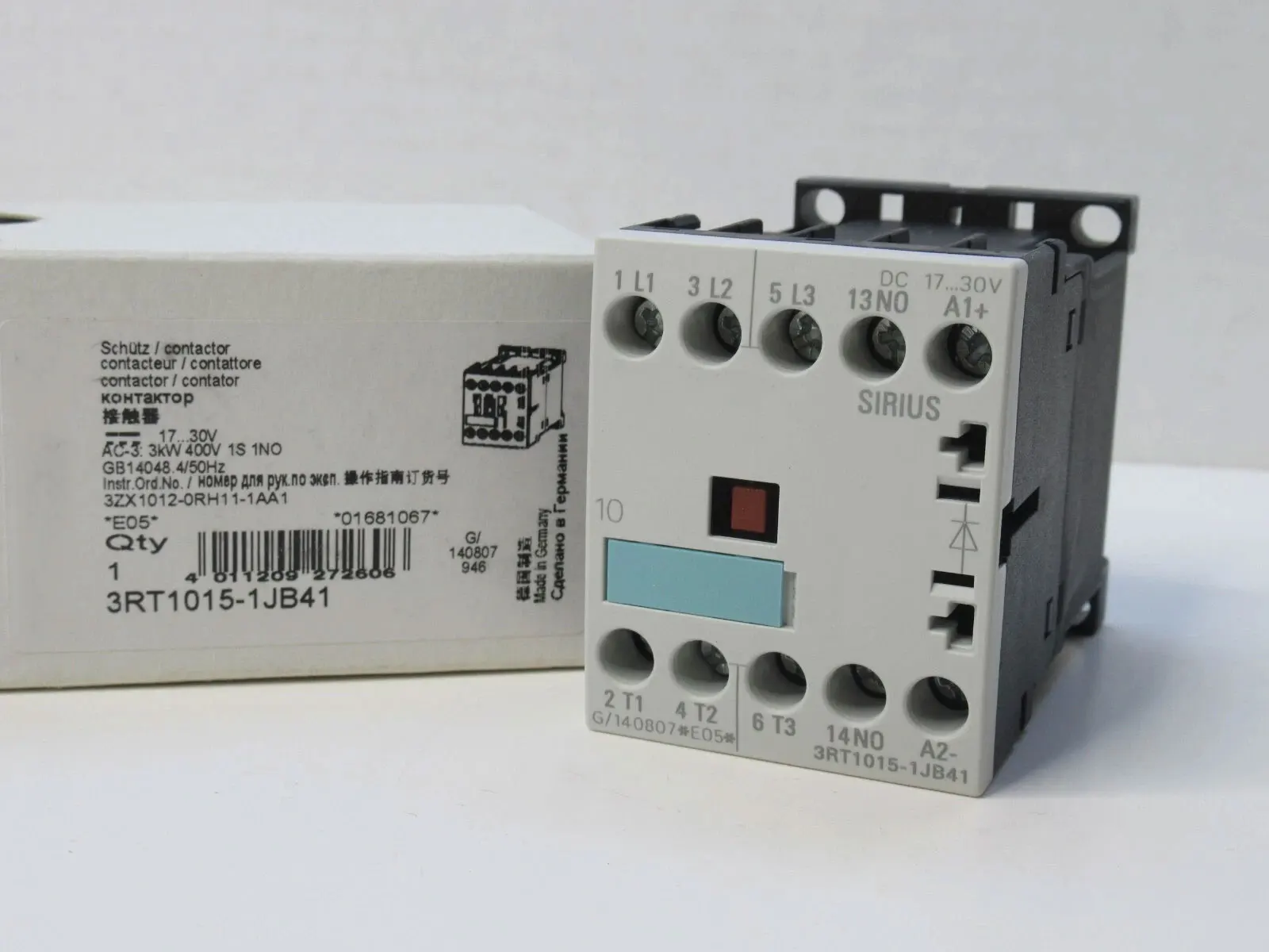 Brand New 3RT1015-1BB41 3RT1015-1JB41 3RT1015-2JB41 3RT1015-2BB41 3RT1015-1JB42 3RT1015-1BB42 3RT1015-2BB42 Warranty One-year
Brand New 3RT1015-1BB41 3RT1015-1JB41 3RT1015-2JB41 3RT1015-2BB41 3RT1015-1JB42 3RT1015-1BB42 3RT1015-2BB42 Warranty One-year