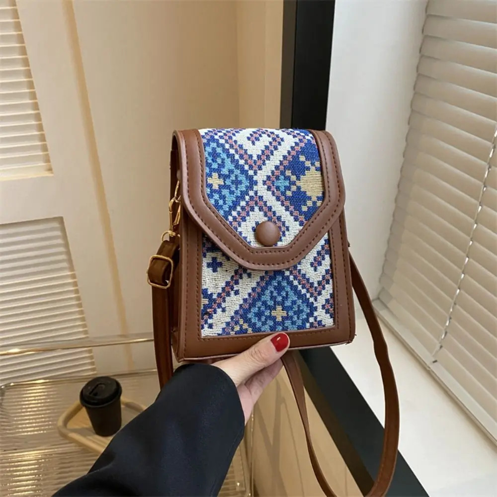 PU Ethnic Style Shoulder Bag Underarm Bag Bohemian Ethnic Style Crossbody Bag Wallet Korean Style Embroidery Message Bag
PU Ethnic Style Shoulder Bag Underarm Bag Bohemian Ethnic Style Crossbody Bag Wallet Korean Style Embroidery Message Bag