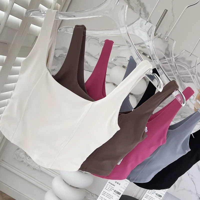 Women Yoga Vest Padded Gym Sports Bra Vest Design Gym Tank Top Running Workout Breathable Quick Dry Fitness Yoga Blouse
Women Yoga Vest Padded Gym Sports Bra Vest Design Gym Tank Top Running Workout Breathable Quick Dry Fitness Yoga Blouse