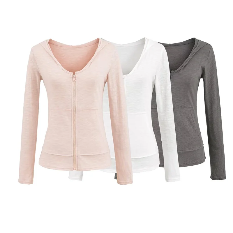 Slim Fit Knitted Jacket Casual Style V-Neck Zipper Design Contrast Stitch Thin Fabric Outerwear for Women Summer Season
Slim Fit Knitted Jacket Casual Style V-Neck Zipper Design Contrast Stitch Thin Fabric Outerwear for Women Summer Season